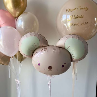 Balony w kształcie misia i napis